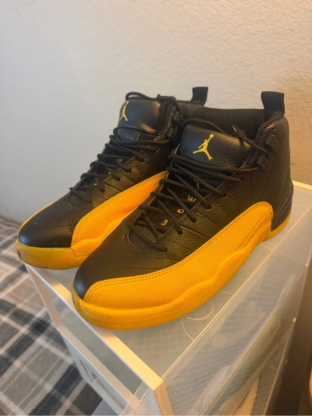 Jordan bold black